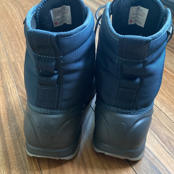 Northface Winter Boots - Picture 3 of 6